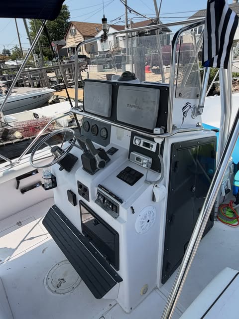 Helm with multifunction displays and switches